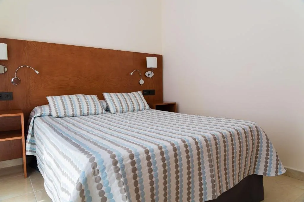 Room, Club Las Adelfas, Lanzarote