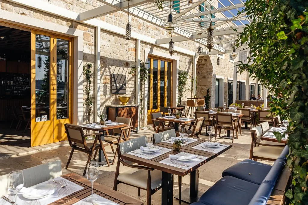 Restaurant, Armerun Heritage Hotel & Residences, Split