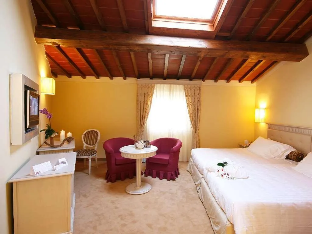 Room, LHP Certaldo Resort, Florence