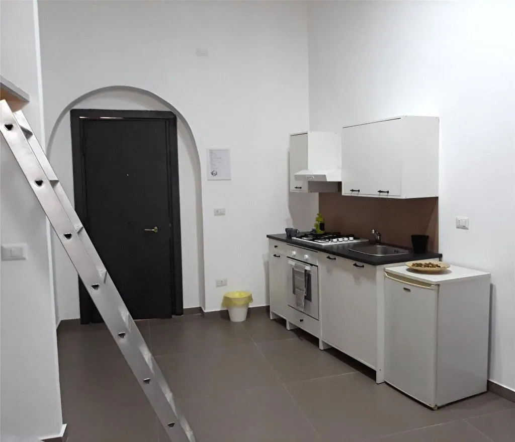Room, B&B City Center, Naples