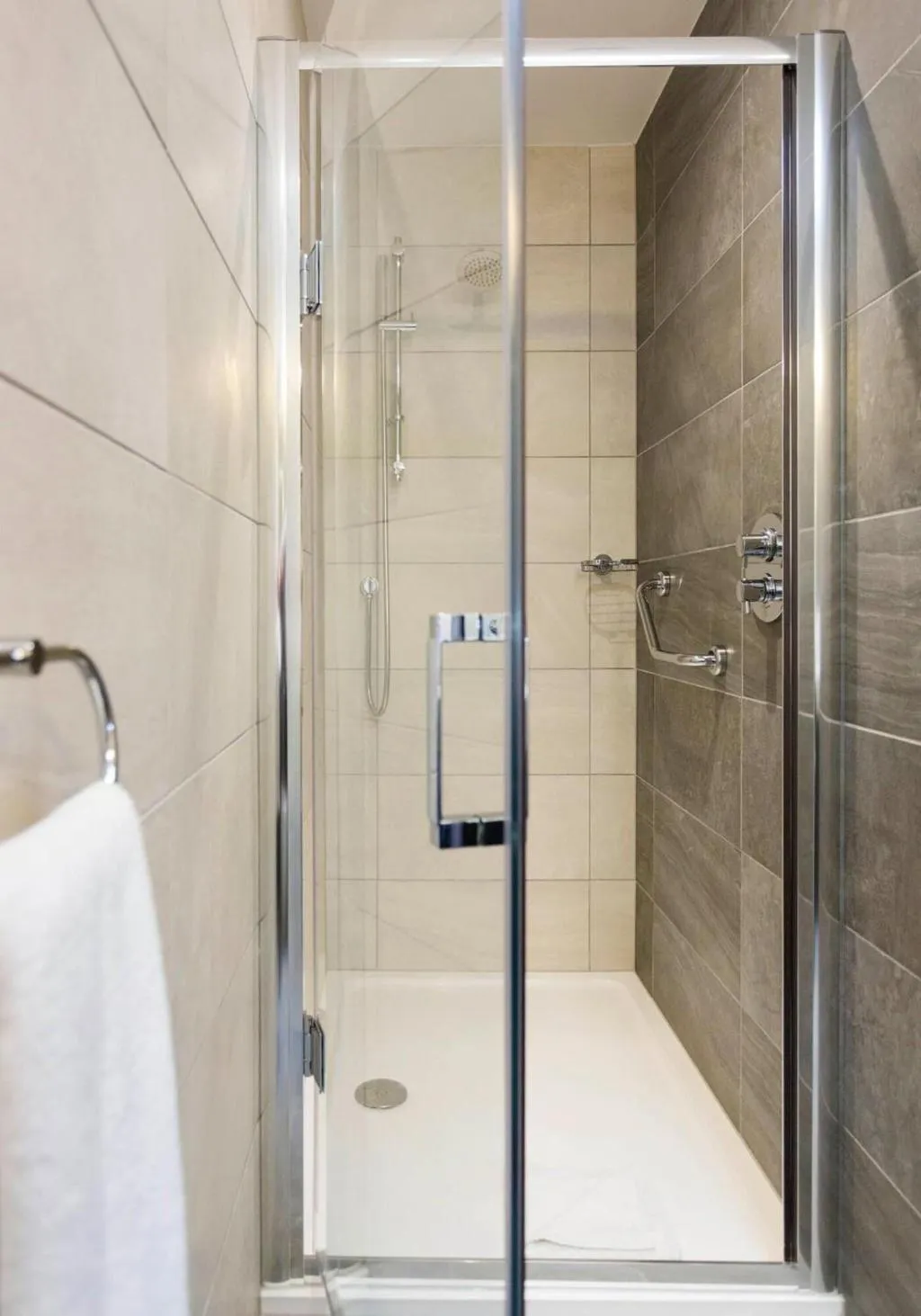 Room, Maldron Hotel Pearse Street, Dublin