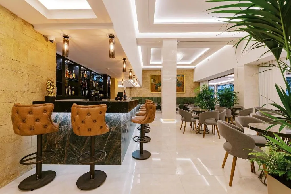 Room, Acandia, Rhodes