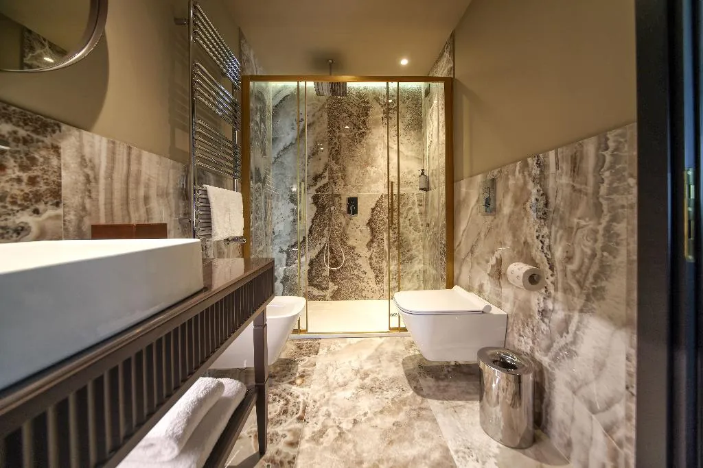 TRIPLE DELUXE Room, U-Visionary Venezia Hotel, Venice