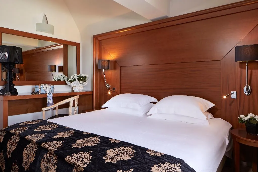 SINGLE STANDARD Room, Theoxenia Boutique Hotel, Santorini