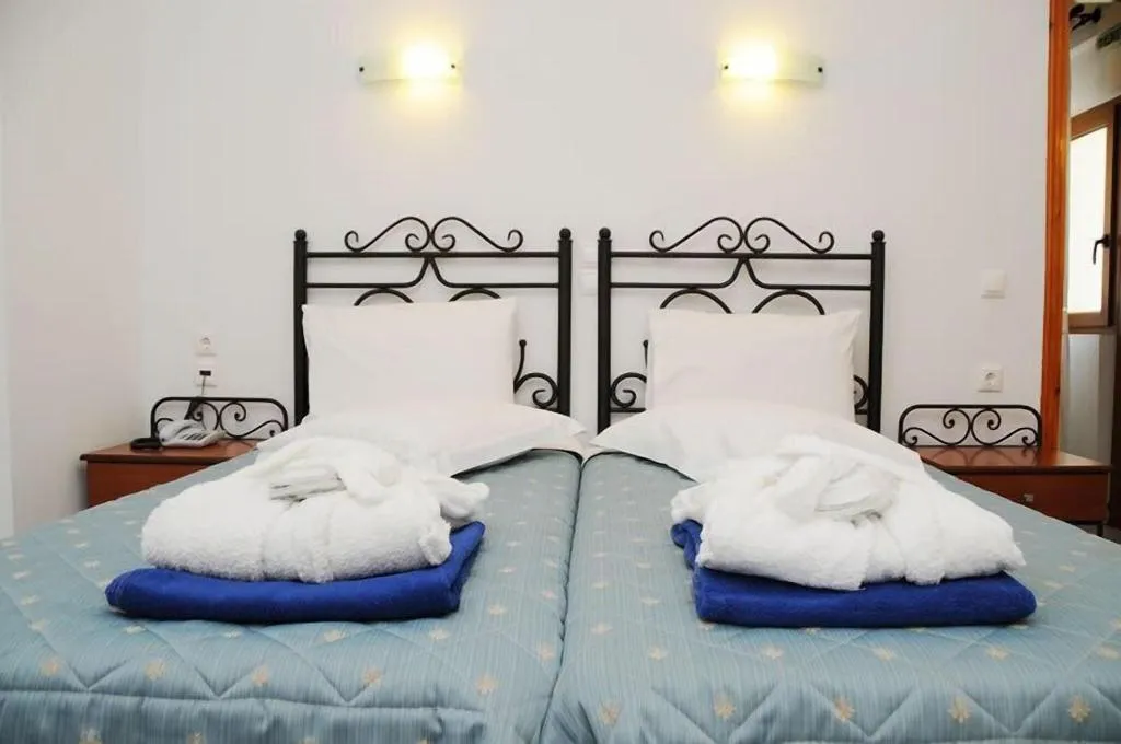 Room, Skiathos Island Suites, Skiathos