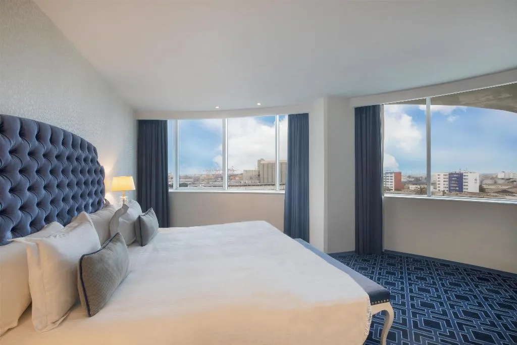 SUITE PREMIUM ONE BEDROOM Room, DoubleTree by Hilton Casablanca City Centre, Casablanca