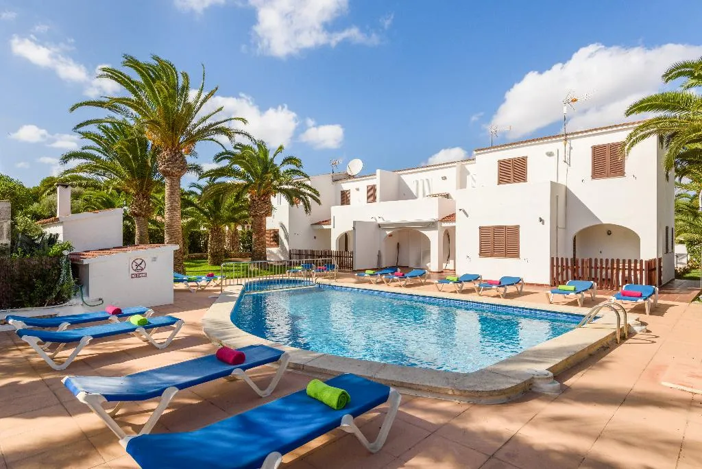Pool, Las Palmeras n 5, Menorca