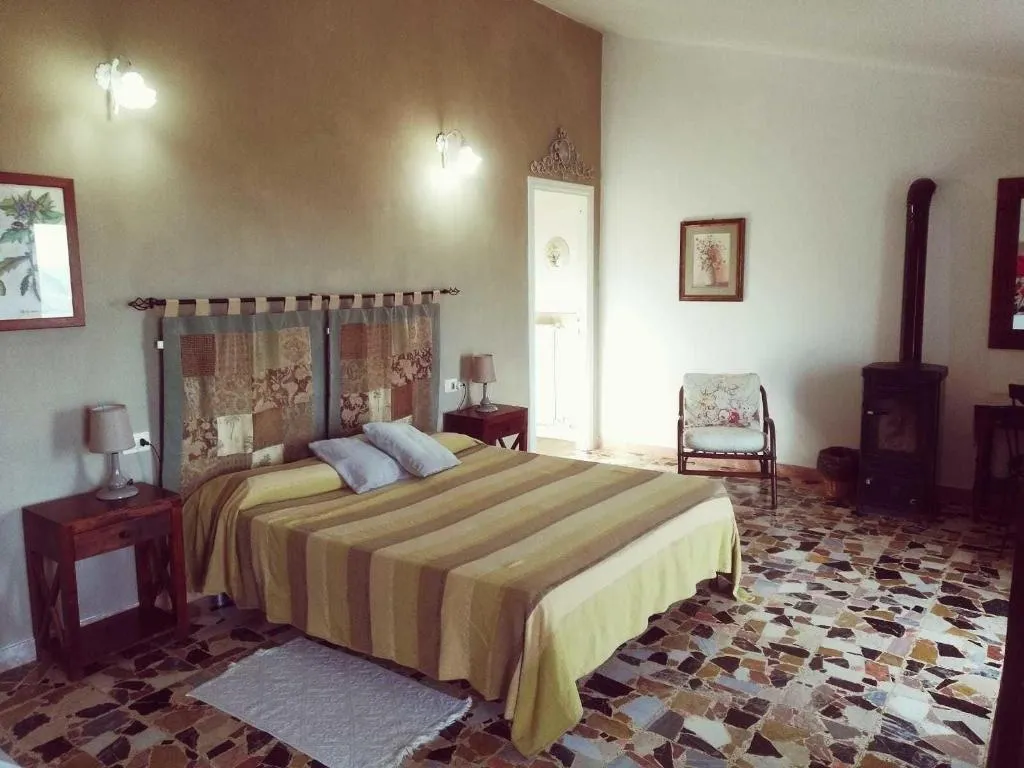 Room, Casa Solotti, Olbia