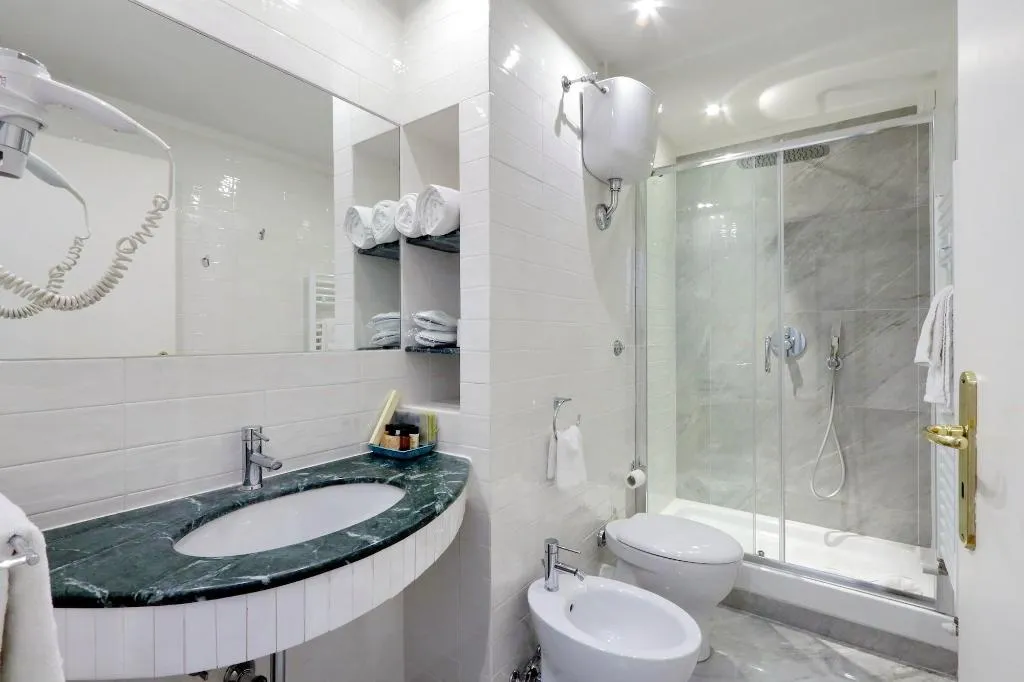 Room, Domus Monamì Luxury Suites, Rome