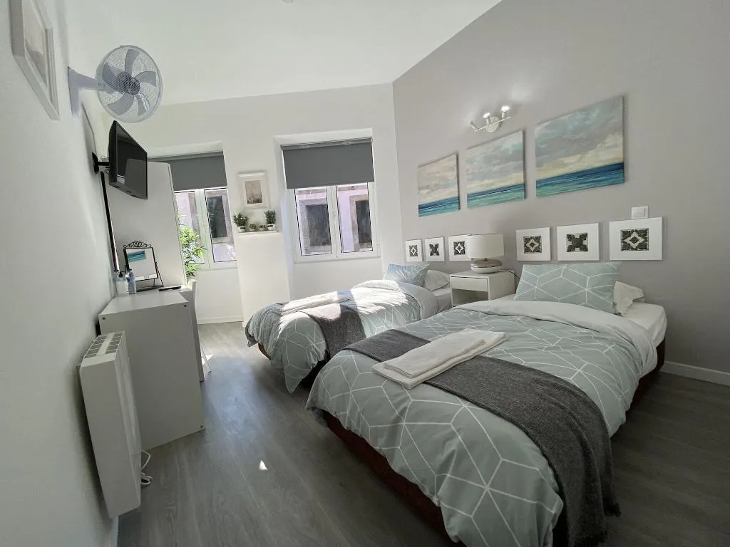 Room, Residencial Triunfo, Porto