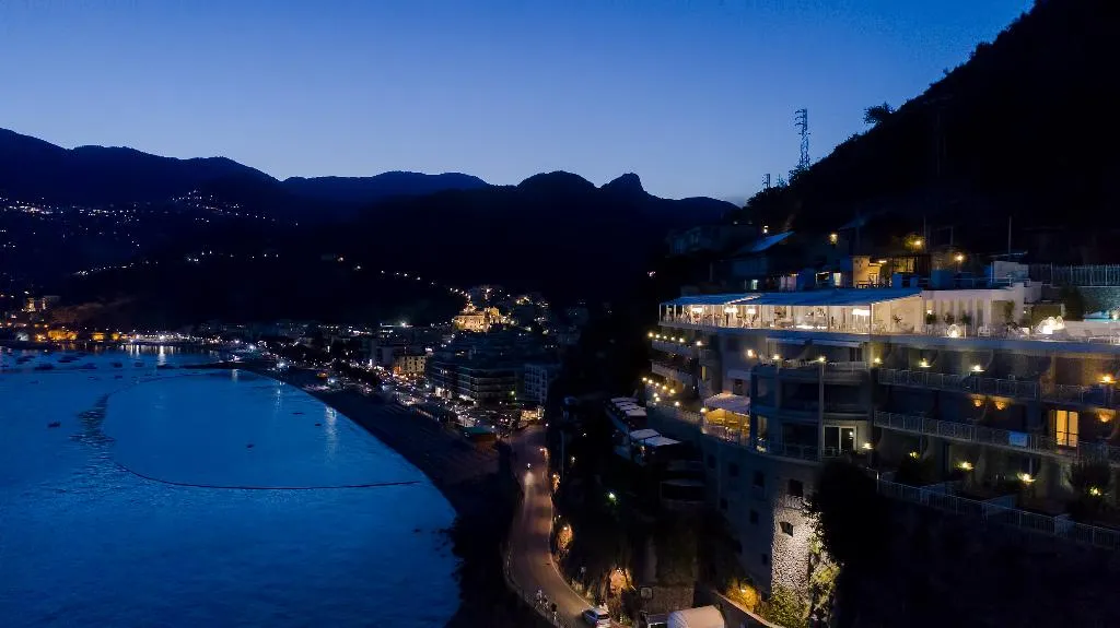 General view, Hotel Club Due Torri, Naples