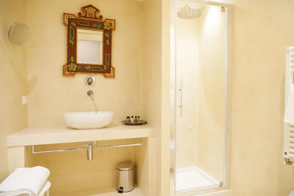 DOUBLE STANDARD Room, Granda Sweet Suites, Venice