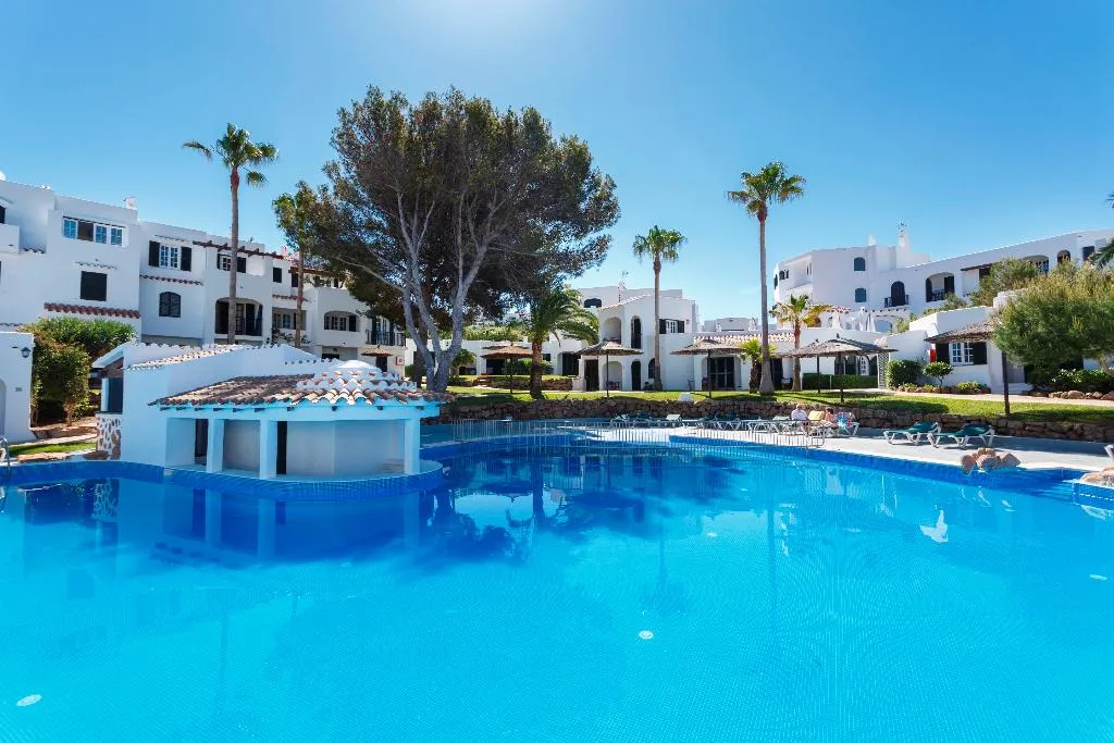 Pool, Carema Garden Village, Menorca