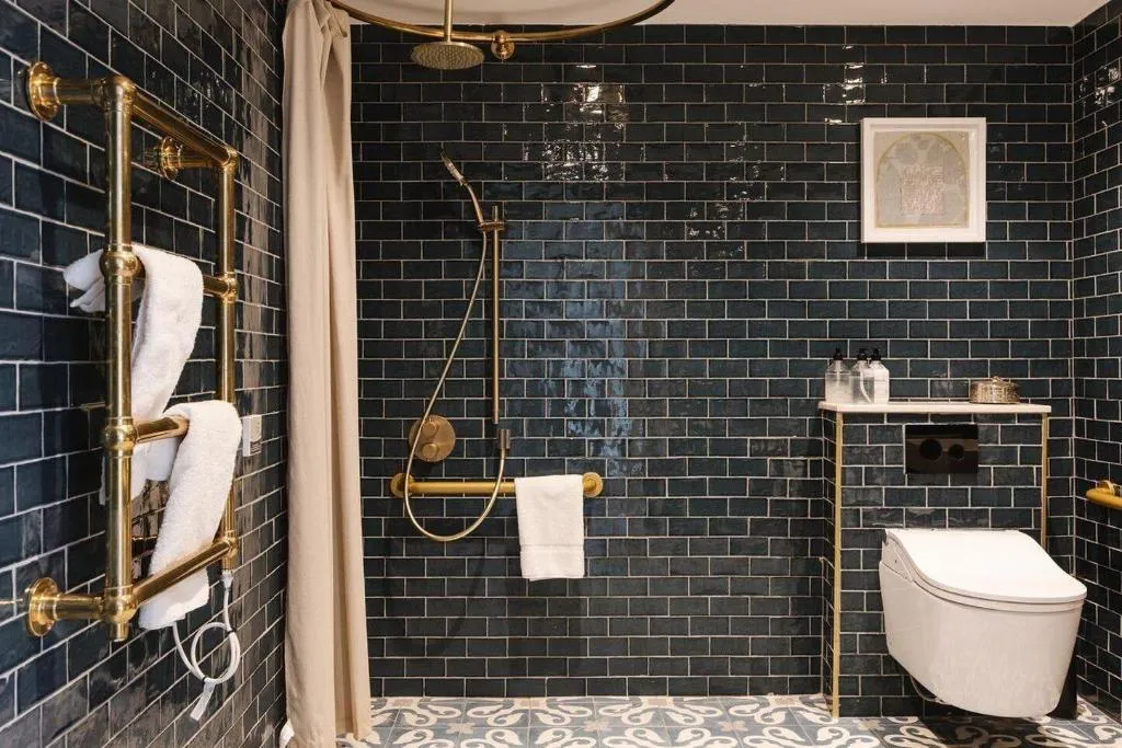Room, The Leinster, Dublin