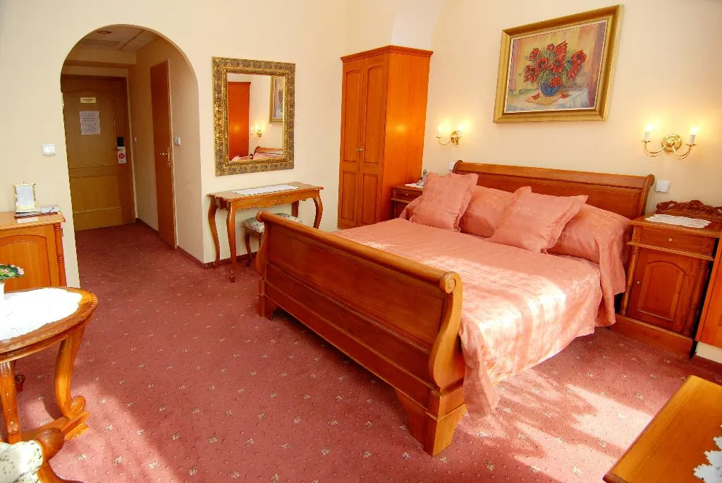DOUBLE DELUXE Room, Hotel Opera Prague, Prague