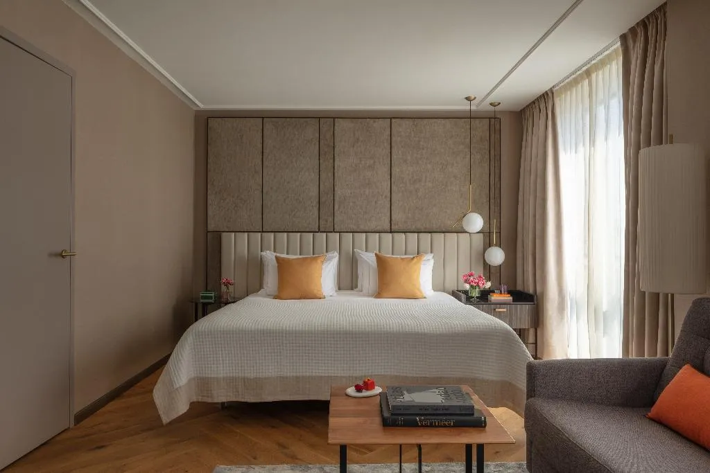 Room, Anantara Grand Hotel Krasnapolsky Amsterdam, Amsterdam