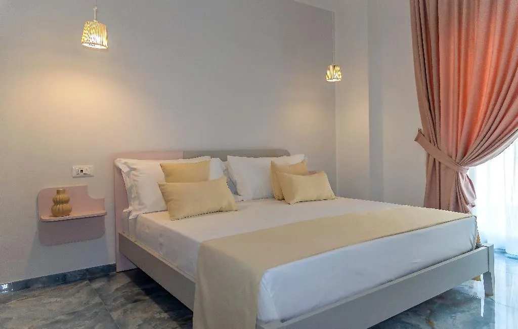 QUADRUPLE SUPERIOR WITH BALCONY Room, Maison Matie B&B Ercolano, Naples