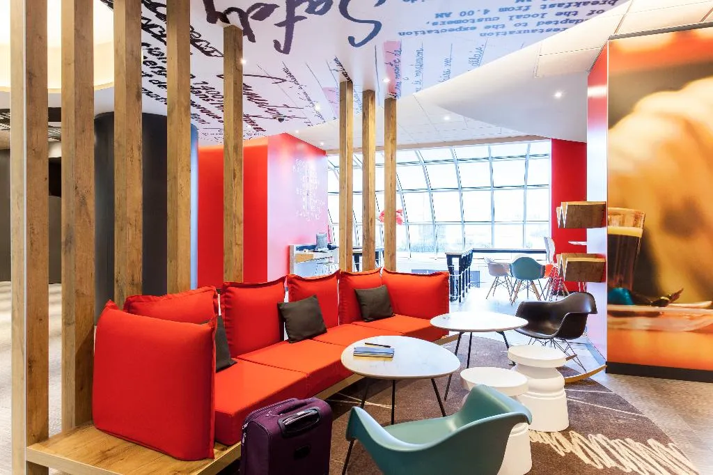 Lobby, Ibis Lisboa Jose Malhoa, Lisbon
