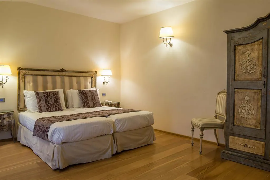 Double or Twin SUPERIOR Room, Atlantic Palace, Florence