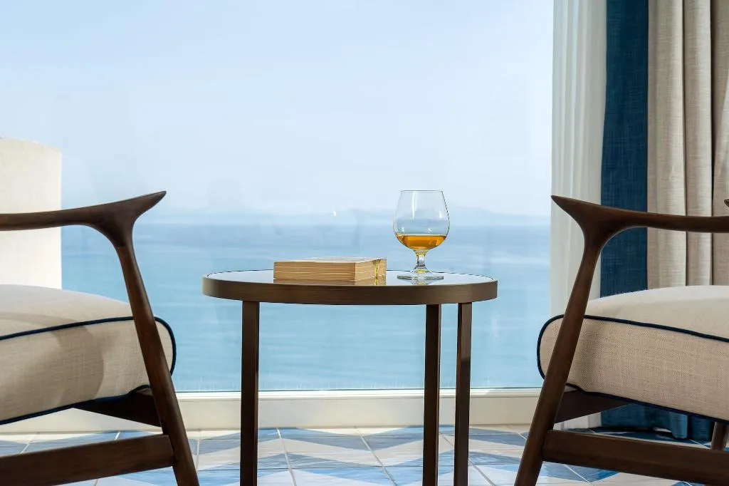 Room, Borgo Santandrea, Naples