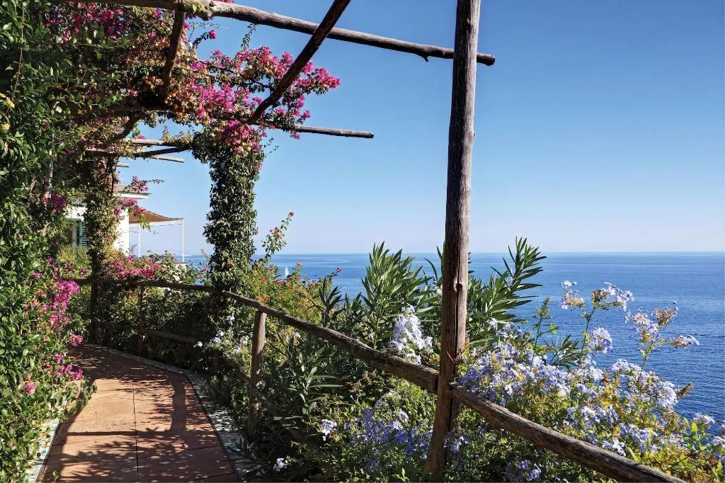 Terrace, Hotel Santa Caterina, Naples