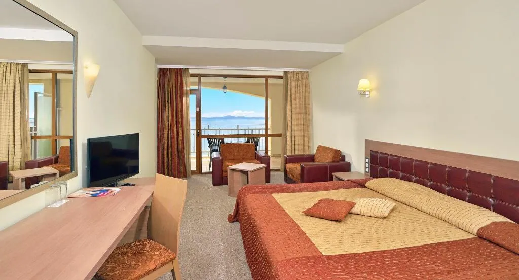JUNIOR SUITE SEA VIEW Room, Sol Nessebar Palace All Inclusive, Bourgas