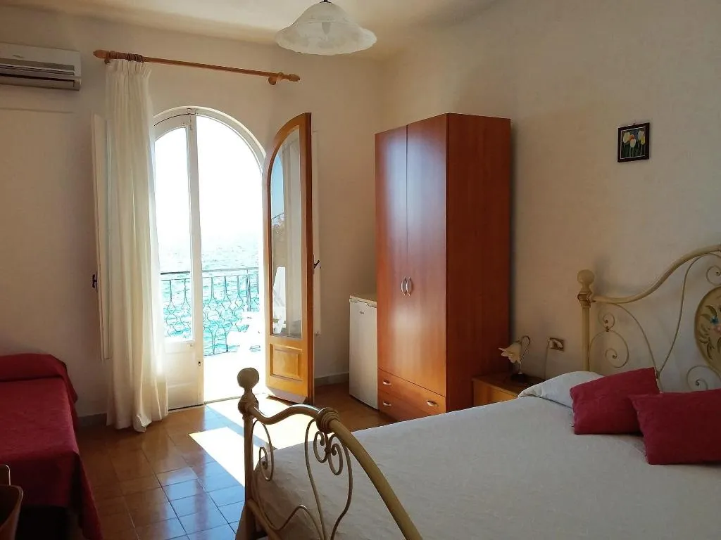 Room, Orpheus, Taormina
