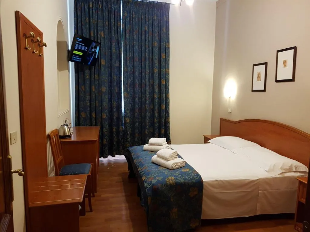 Room, Soggiorno Madrid, Florence