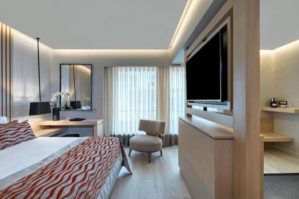 SUITE WITH DOUBLE BED Room, Divani Palace Acropolis, Athens
