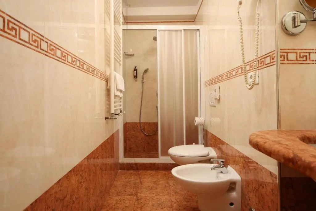 TRIPLE STANDARD Room, Da Bruno, Venice