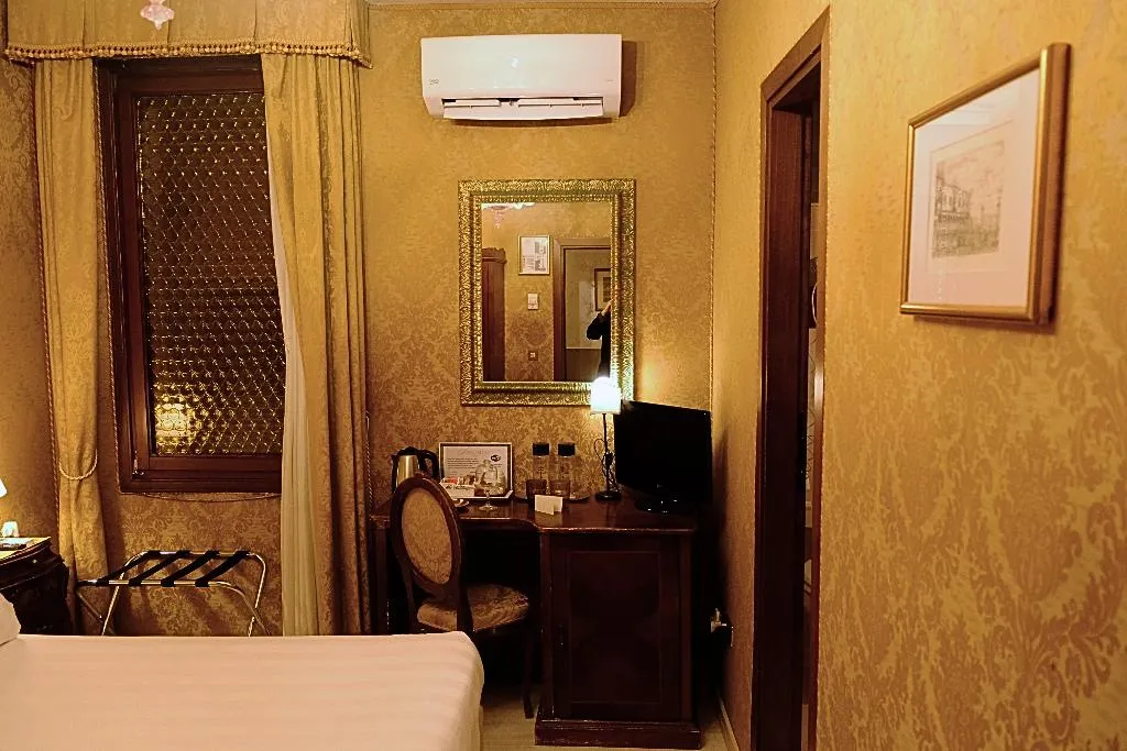 Double or Twin CLASSIC Room, San Gallo, Venice