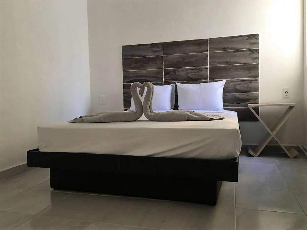 STUDIO POOL VIEW Room, Suite 24, Playa Del Carmen