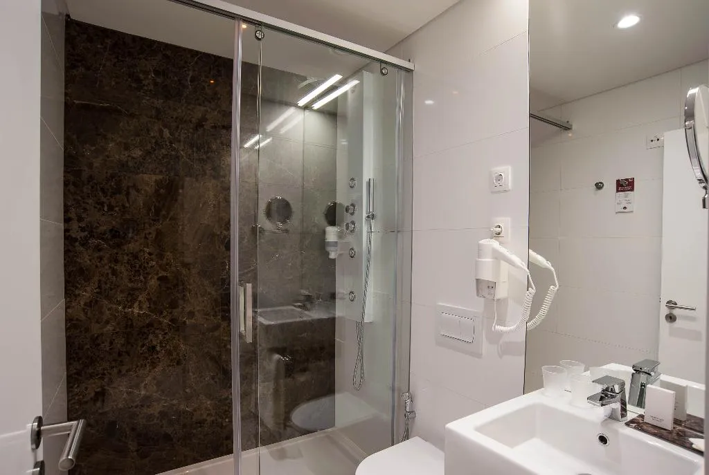 Double or Twin CITY VIEW Room, The 7 Hotel, Lisbon