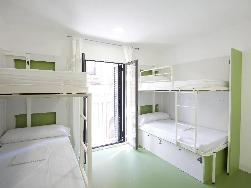 General view, Sant Jordi Gracia Hostel, Barcelona