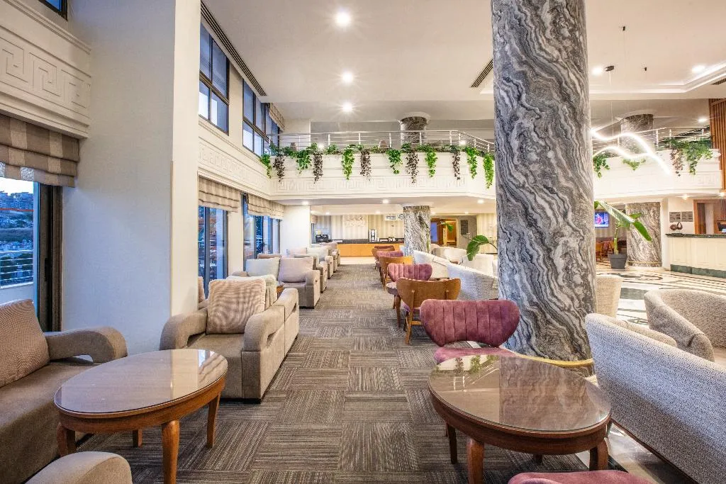 Lobby, Palmin Hotel, Izmir