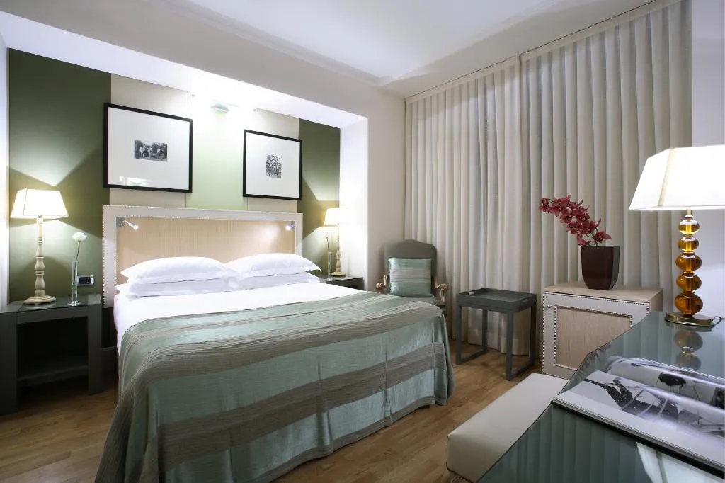 SUITE STANDARD Room, Starhotels Tuscany, Florence