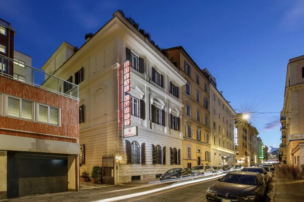 General view, Royal Court, Rome
