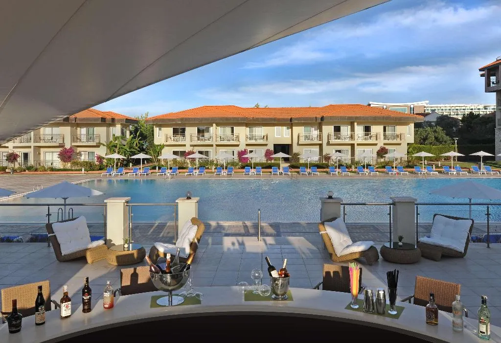Bar, Radisson Blu Resort & SPA Cesme, Izmir