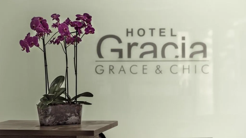 Lobby, Gracia, Majorca