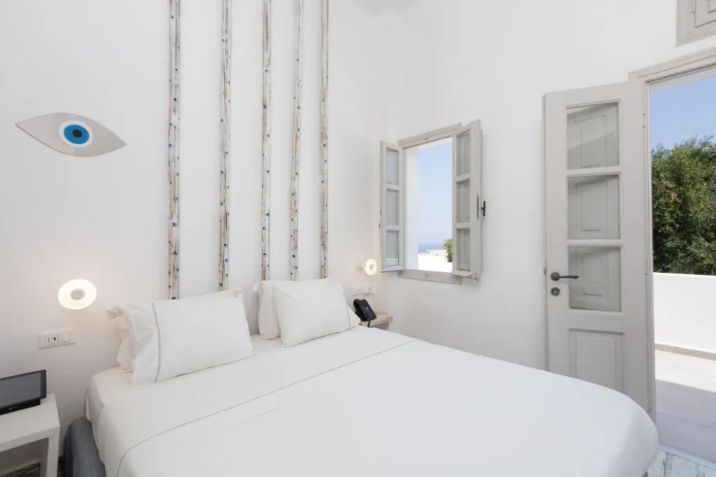 Room, The Museum Project Oia, Santorini