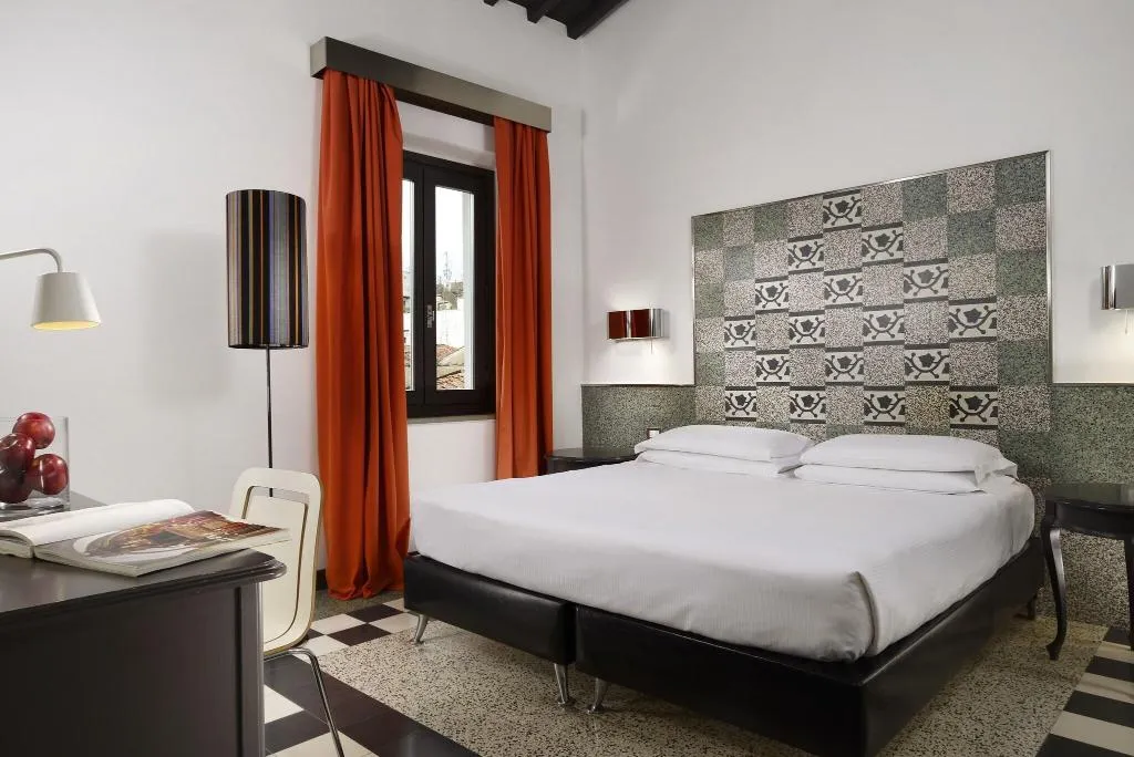 TWIN DELUXE Room, Universo, Florence
