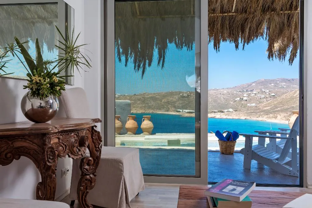 SUITE DELUXE WITH PRIVATE POOL Room, Greco Philia Elia Mykonos, Halkidiki