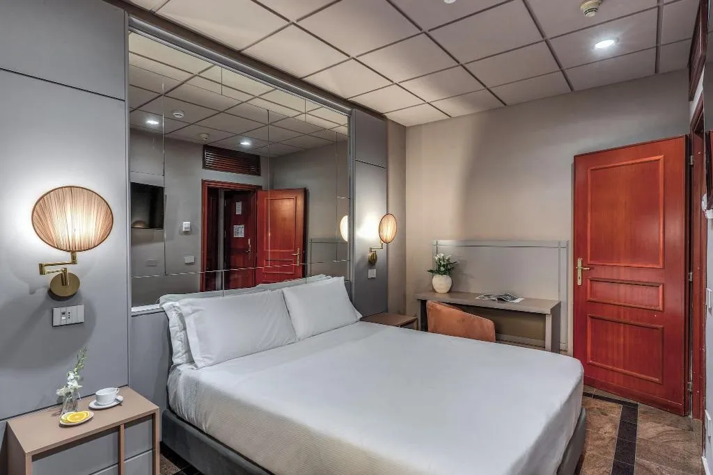 DOUBLE ECONOMY Room, Madison, Rome