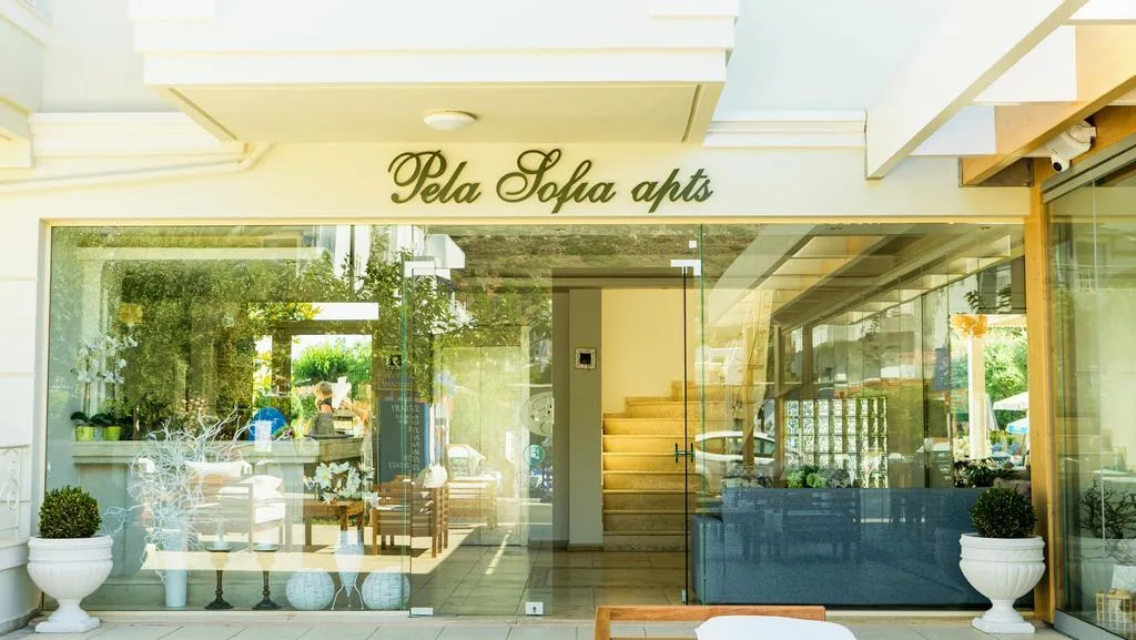 Lobby, Pela Sofia, Crete
