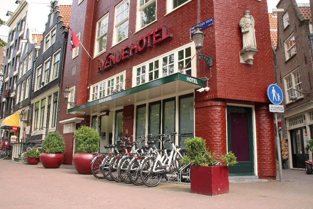 General view, Avenue, Amsterdam