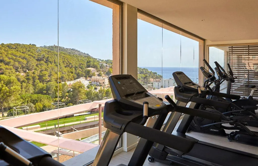 Sports and Entertainment, Zafiro Palace Andratx, Majorca
