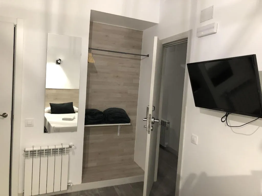 Room, Hostal Rias Bajas, Madrid