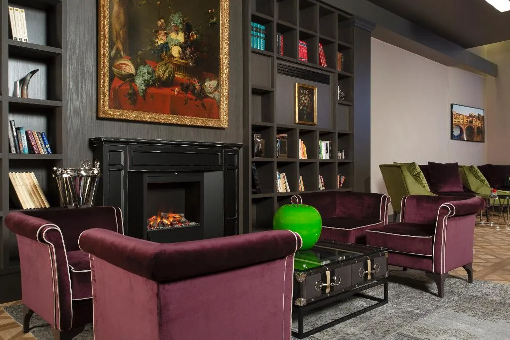 Lobby, Spadai, Florence
