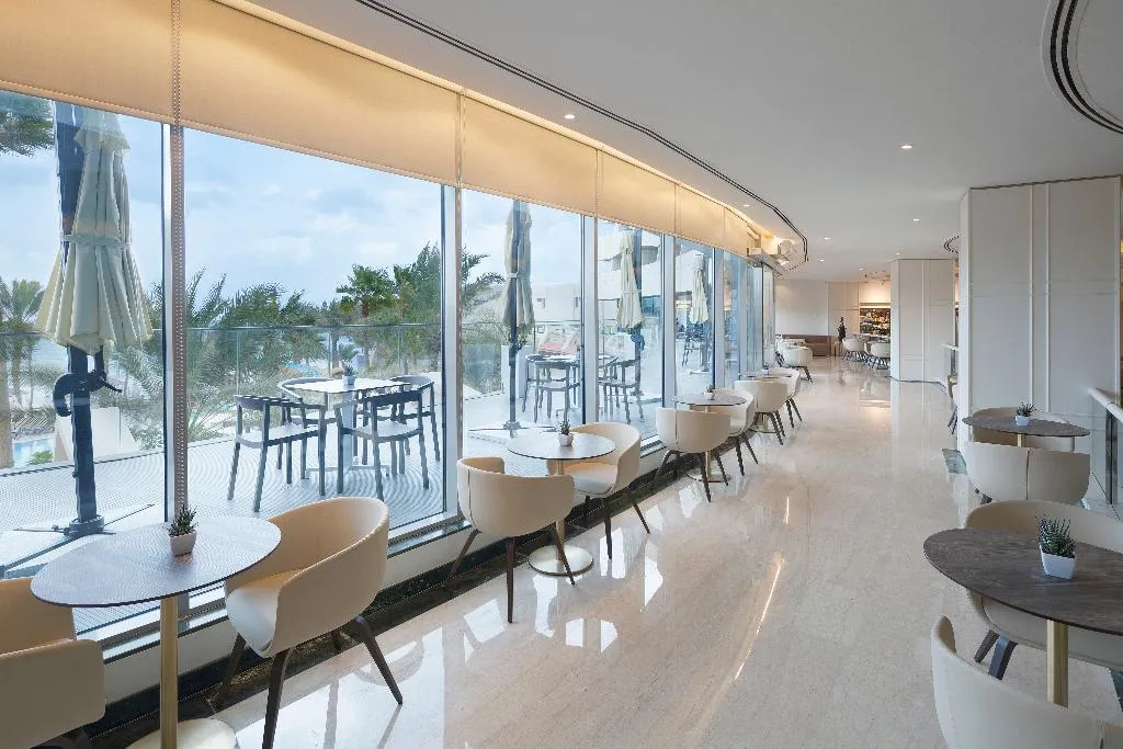 Restaurant, Occidental Sharjah Grand, Dubai