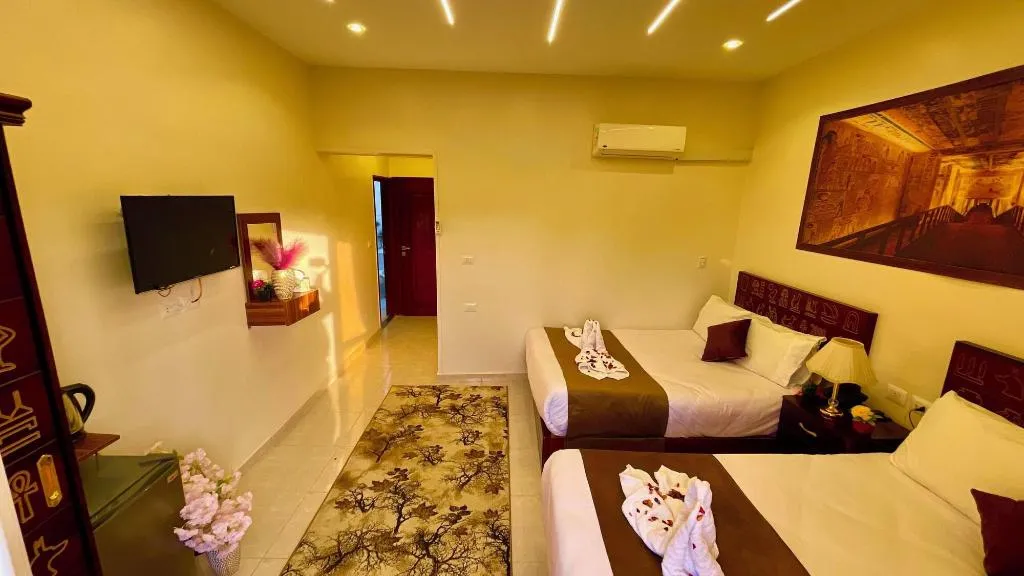 Room, Nemes Pyramids View Inn, Cairo